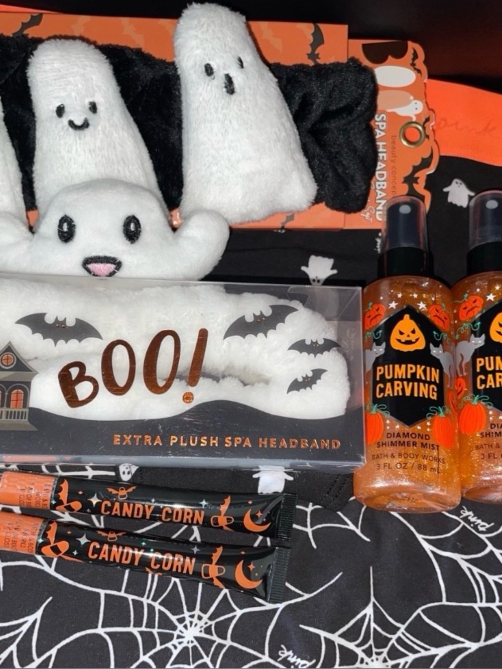 Bath & Body Works halloween accessories set